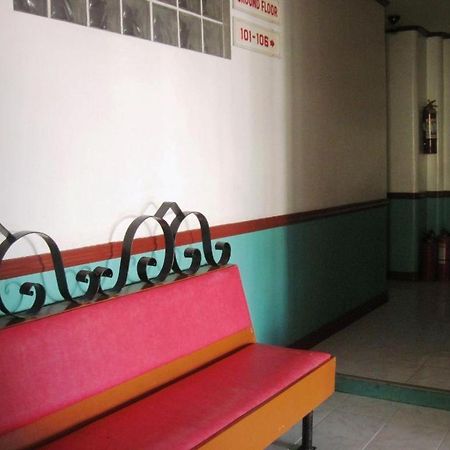 Magayon Hotel Legazpi Esterno foto